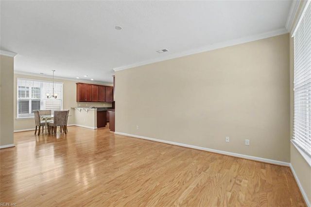 8271 Highland ST, Norfolk, VA 23518