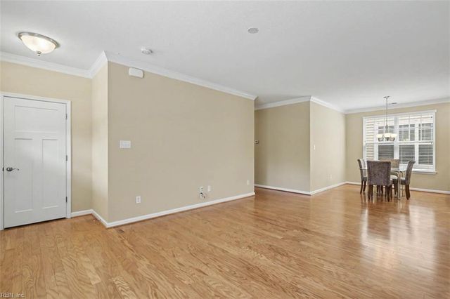 8271 Highland ST, Norfolk, VA 23518