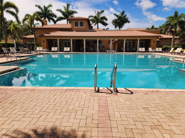 14677 SW 9th St 1802, Pembroke Pines, FL 33027