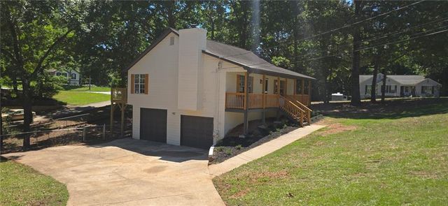 4723 Emerald Glen Drive, Douglasville, GA 30135