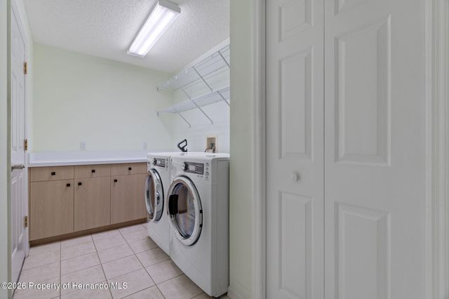 2086 Sparkling Waters Way, Spring Hill, FL 34606