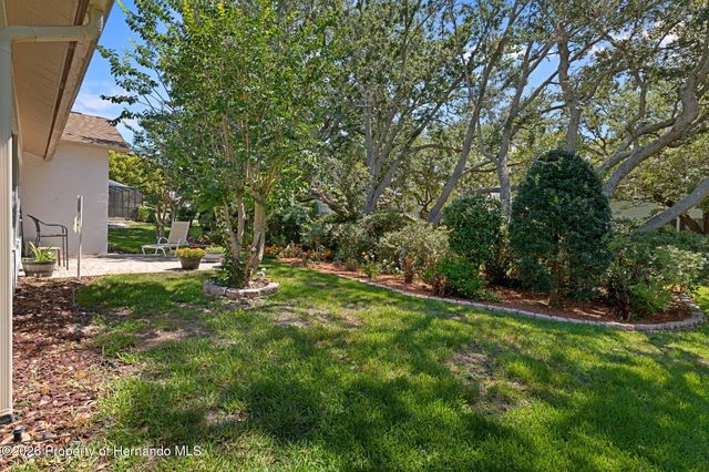2086 Sparkling Waters Way, Spring Hill, FL 34606