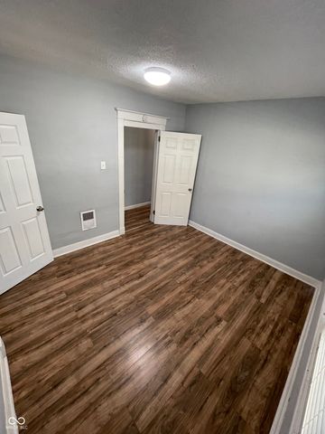 12 N Randolph Street, Indianapolis, IN 46201