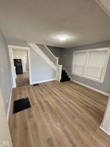 12 N Randolph Street, Indianapolis, IN 46201