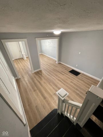 12 N Randolph Street, Indianapolis, IN 46201