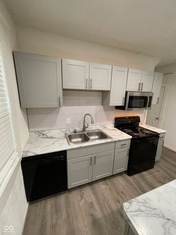 12 N Randolph Street, Indianapolis, IN 46201