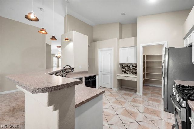 6612 Ringbill Court, North Las Vegas, NV 89084
