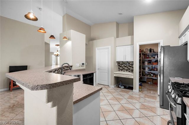 6612 Ringbill Court, North Las Vegas, NV 89084