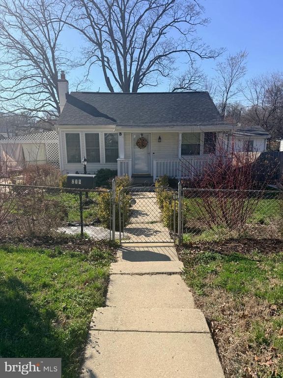 802 MINNA AVE, Capitol Heights, MD 20743