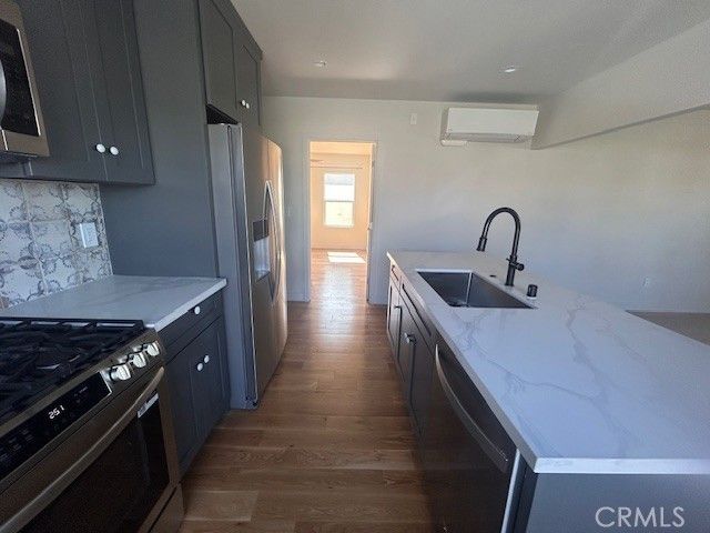 5200 S St. Andrews Place, Los Angeles, CA 90062