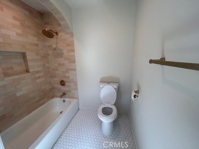 5200 S St. Andrews Place, Los Angeles, CA 90062