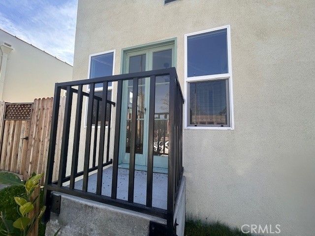 5200 S St. Andrews Place, Los Angeles, CA 90062