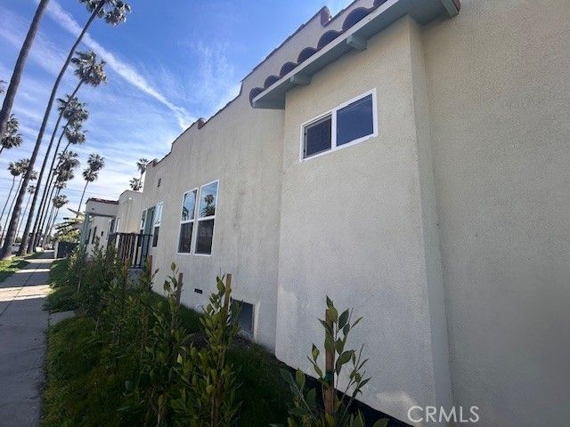 5200 S St. Andrews Place, Los Angeles, CA 90062