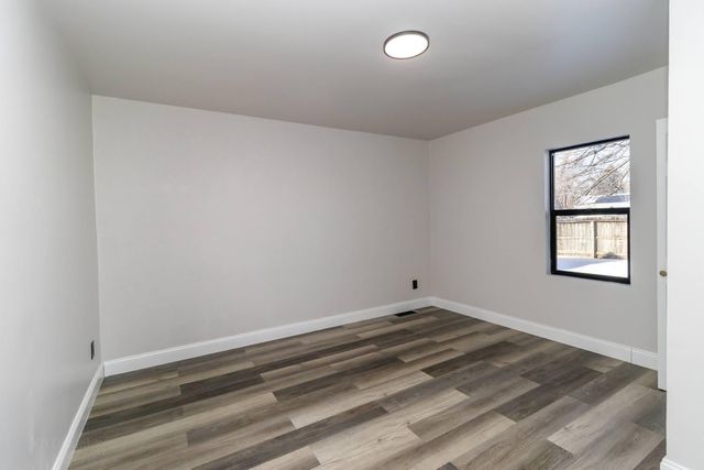 7604 N 2nd Street, Machesney Park, IL 61115