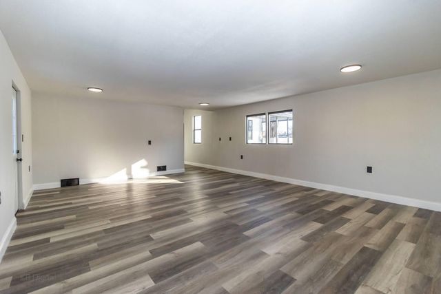 7604 N 2nd Street, Machesney Park, IL 61115