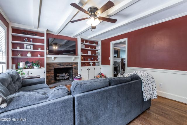 401 Martinsborough Road, Greenville, NC 27858