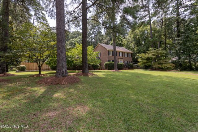 401 Martinsborough Road, Greenville, NC 27858