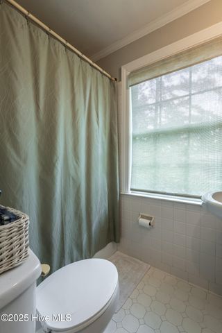 401 Martinsborough Road, Greenville, NC 27858