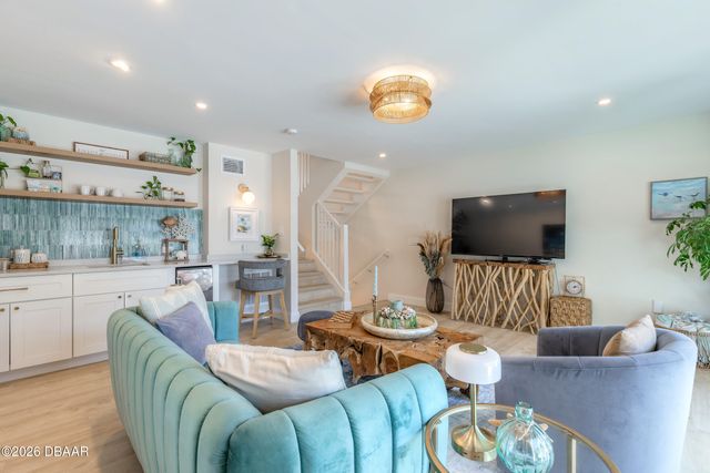 4205 S Atlantic Ave Apt F4, New Smyrna Beach, FL 32169