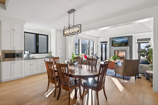 11425 Wildflower Drive N, Lake Elmo, MN 55042