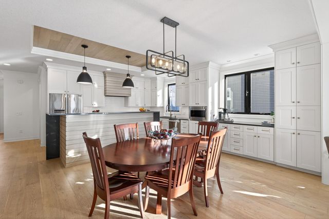 11425 Wildflower Drive N, Lake Elmo, MN 55042