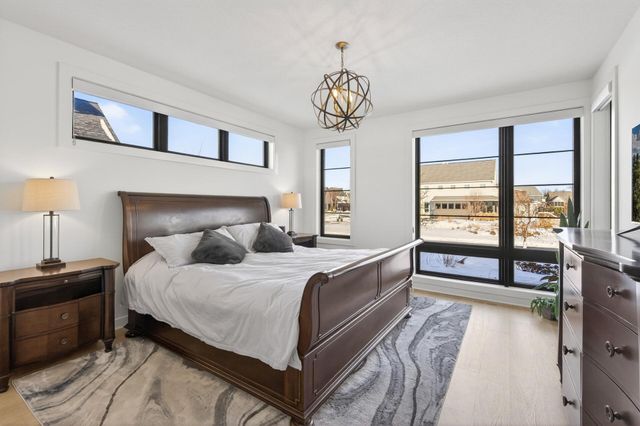 11425 Wildflower Drive N, Lake Elmo, MN 55042