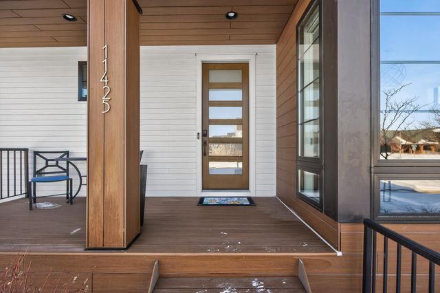 11425 Wildflower Drive N, Lake Elmo, MN 55042