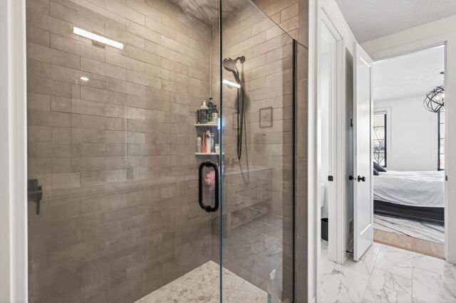 11425 Wildflower Drive N, Lake Elmo, MN 55042