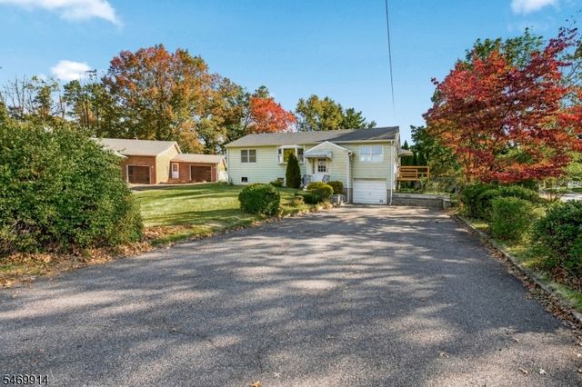 304 Lilac Ct, Bridgewater Twp., NJ 08807