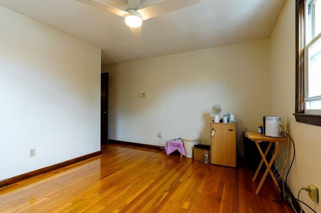 112 Hollis St 112, Lowell, MA 01852