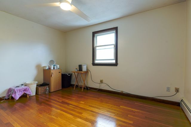 112 Hollis St 112, Lowell, MA 01852