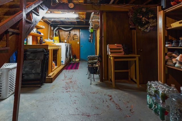 112 Hollis St 112, Lowell, MA 01852