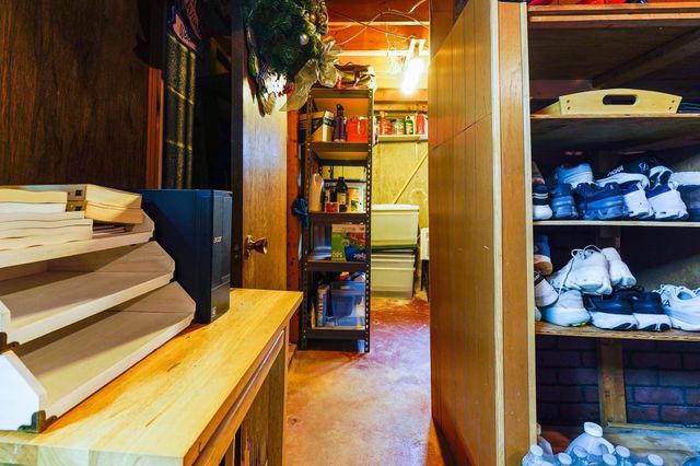 112 Hollis St 112, Lowell, MA 01852