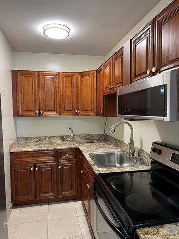 431 SE 19th Ave 2, Pompano Beach, FL 33060