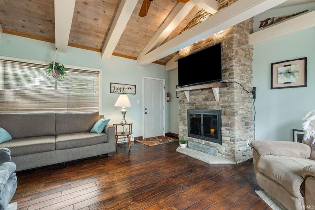 814 W Lawrence Street, Mishawaka, IN 46545