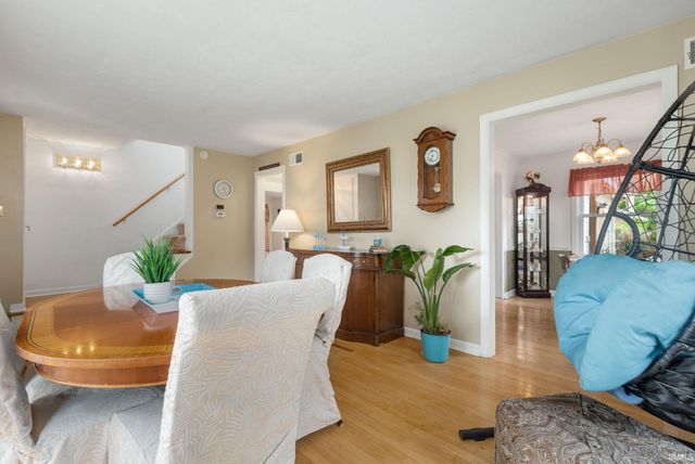 814 W Lawrence Street, Mishawaka, IN 46545