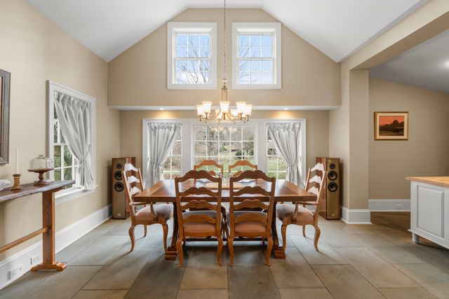 40 Plaster House Road, Southbury, CT 06488