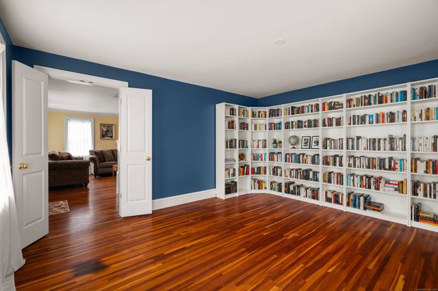 40 Plaster House Road, Southbury, CT 06488