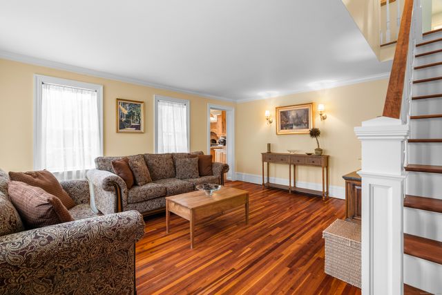 40 Plaster House Road, Southbury, CT 06488