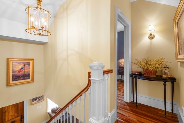 40 Plaster House Road, Southbury, CT 06488