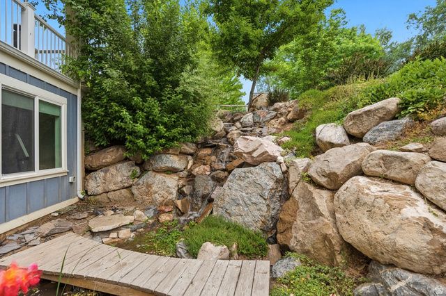 672 E PERRY HOLOW DR, Mapleton, UT 84664