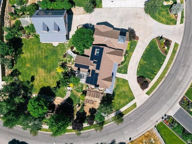 672 E PERRY HOLOW DR, Mapleton, UT 84664