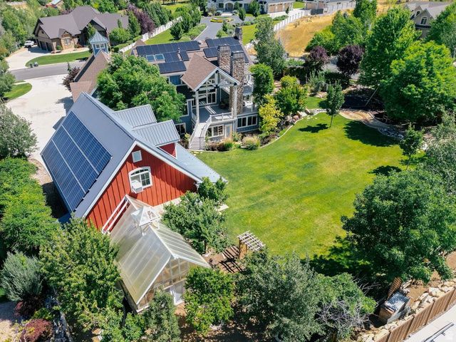 672 E PERRY HOLOW DR, Mapleton, UT 84664
