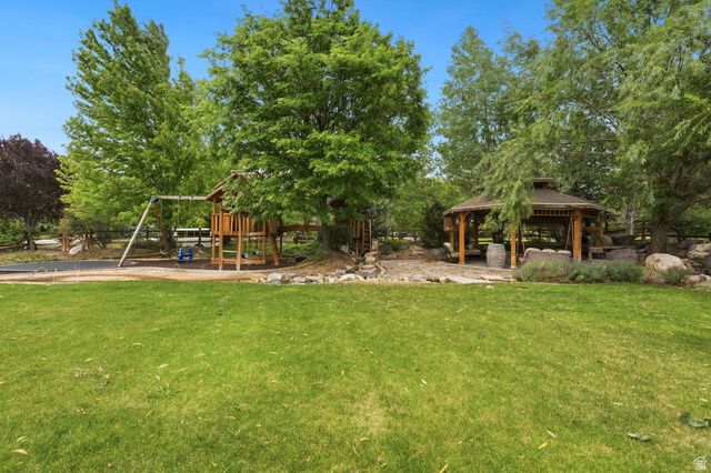 672 E PERRY HOLOW DR, Mapleton, UT 84664