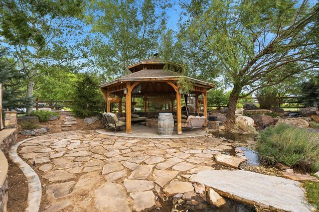 672 E PERRY HOLOW DR, Mapleton, UT 84664
