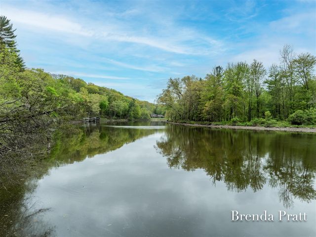 2100 Timber Point Drive, Ada, MI 49301