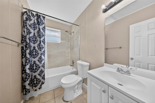 1230 NW 29th Way, Fort Lauderdale, FL 33311