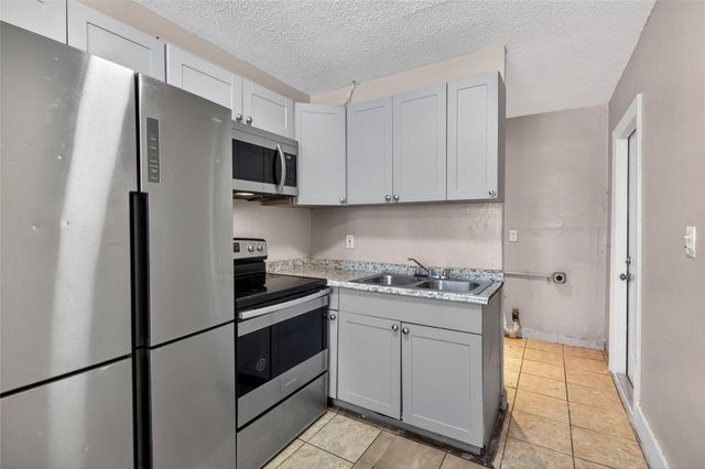 1230 NW 29th Way, Fort Lauderdale, FL 33311