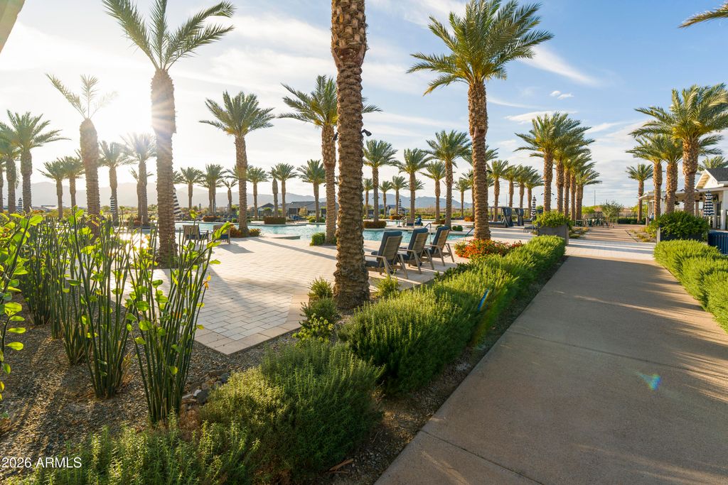 Image 41 of property listing at 10826 N SPEARFISH Street, Surprise, AZ 85388