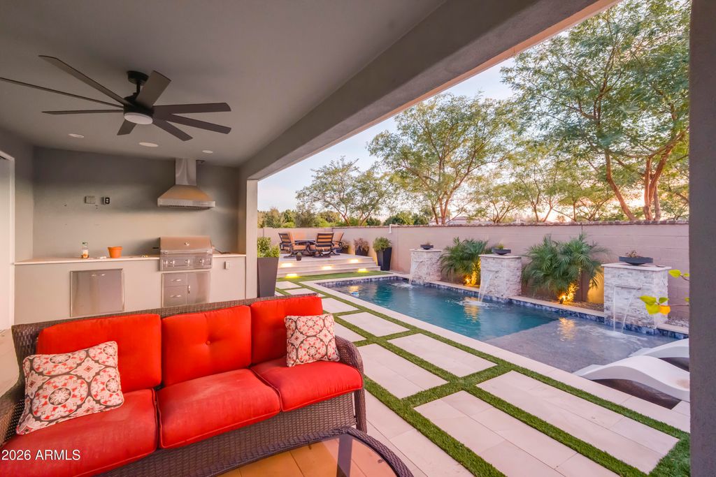 Image 64 of property listing at 10826 N SPEARFISH Street, Surprise, AZ 85388